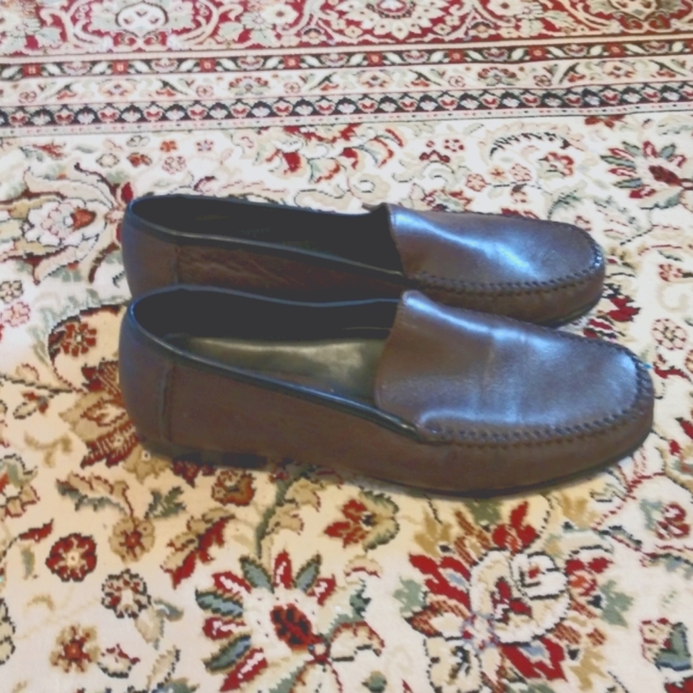 Rockport Women’s Brown Leather Round Toe Moc Loafers Size 8
